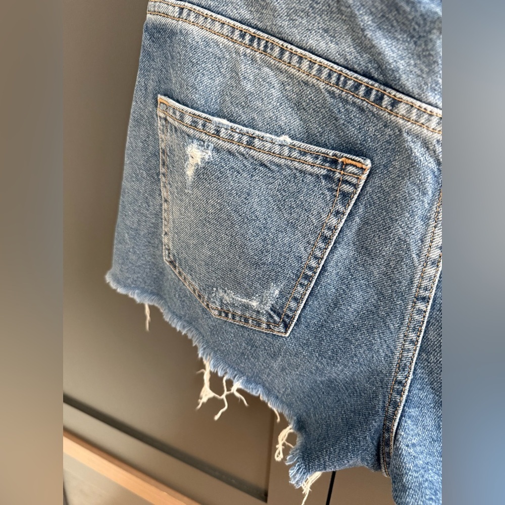 & Other Stories Denim Blue Women's Shorts • 28 - Picture 7 of 7